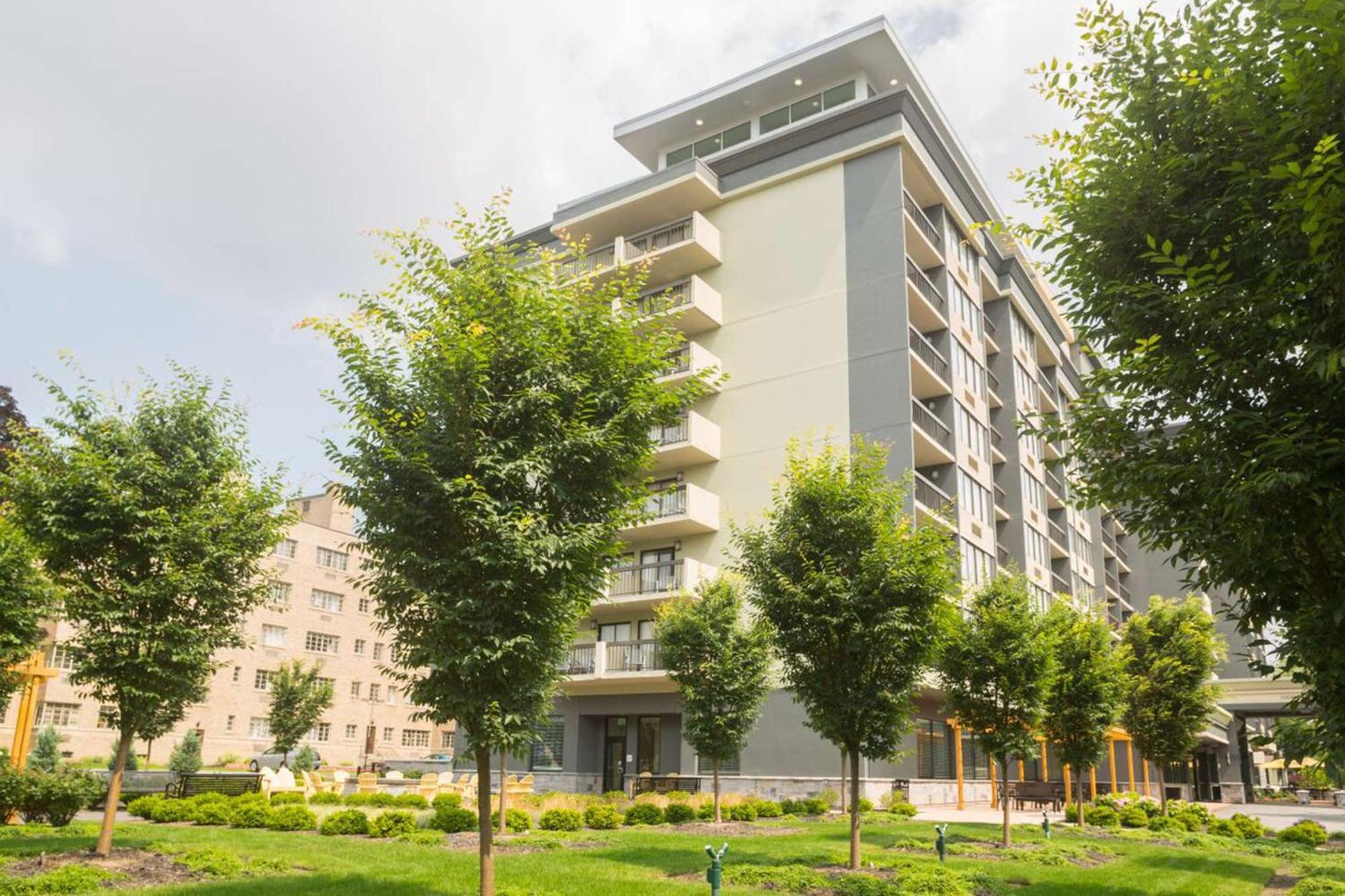 The Strathallan - A Doubletree By Hilton Rochester Exterior foto